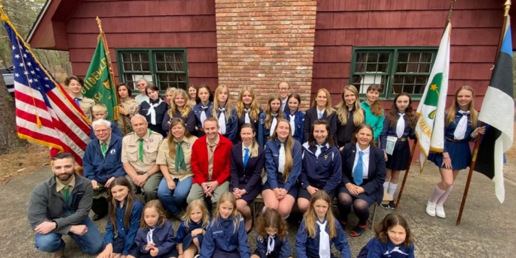Scouts-Guides, spring is here!