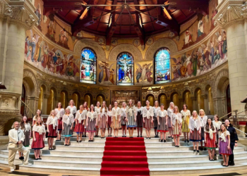 Estonian TV Girls Choir is Touring in San Francisco