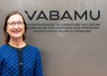 Connecting the Past andPresent as a Global Estonian