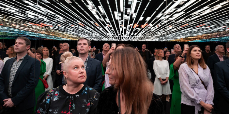 Exhibition Composed of DNA from 100,000 Estonians on Display at Estonian National Museum