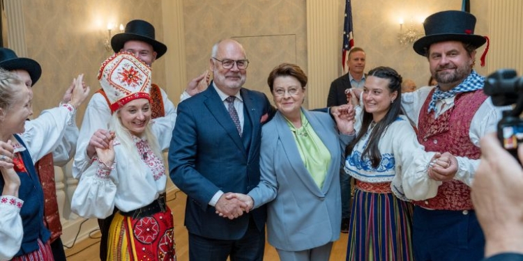 New Yorgi Eesti Maja tähistas 80. aastapäeva koos Eesti presidendi ja suursaadikuga
